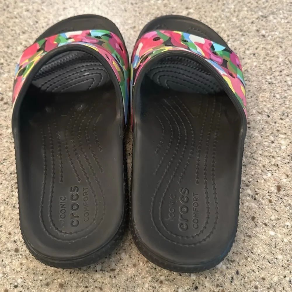 CROCS Bubble Block Slide - Picture 9 of 11